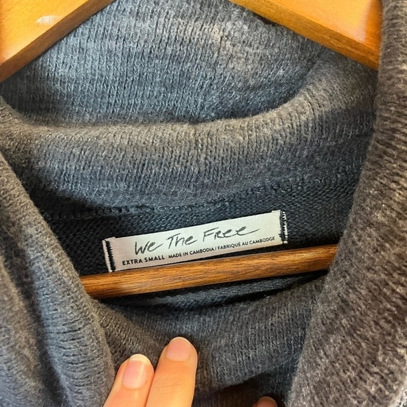 Free People Grey Washed Over Sized Cowl Neck Womens Long Sleeve XS - Picture 7 of 7